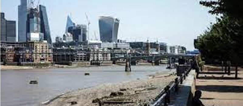 İngiltere’deki Thames Nehri’nin kaynağı kuruyor