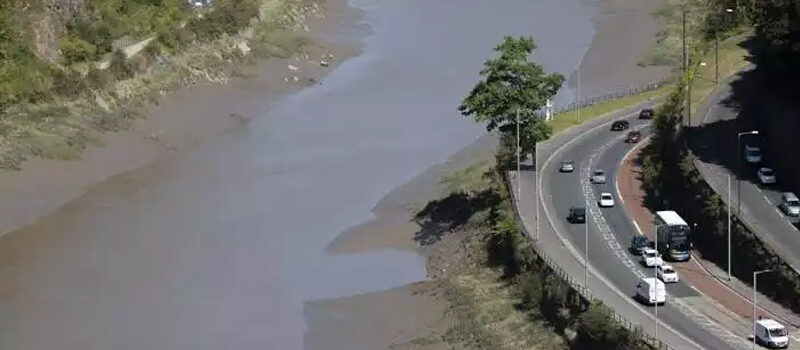 İngiltere alarmda… 14 bölgenin 8’i için uyarı verildi